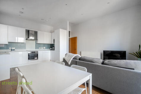 51ca88e7-d982-4a6...