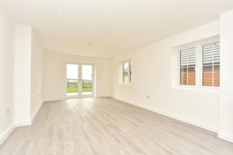 Kitchen/ Living Area