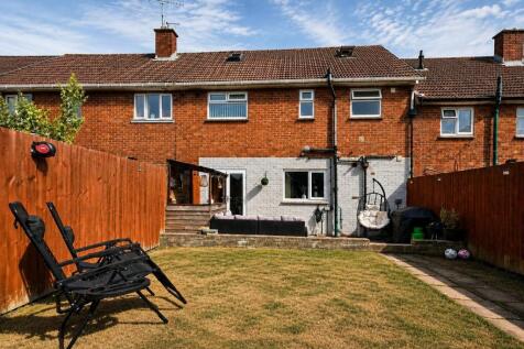 Rear garden photo 2