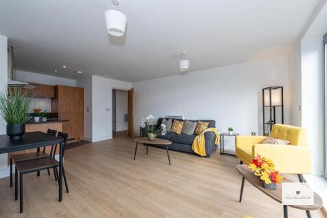 Regents Park Road 10@208-035 HR - HPA.jpg