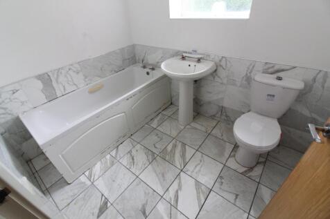Bathroom T202607021125.jpg