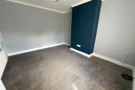 Halifax Road, Huddersfield, HD3 3BX, HD3 photo 3