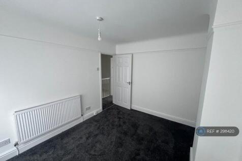 Rear Bedroom