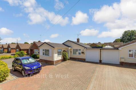 Driveway/Parking. No Number