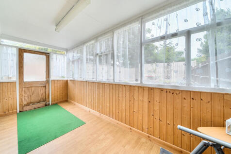 1363162-15-68de6d...