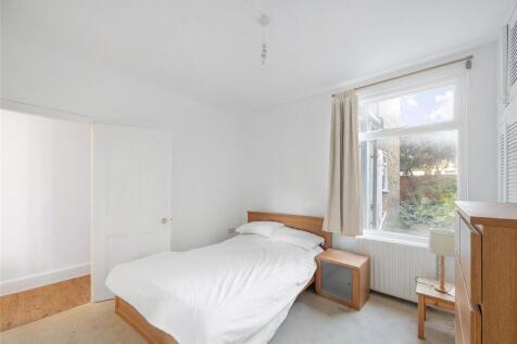 Wycliffe Road, London, SW19 photo 4