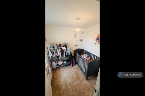 Single Bedroom #4