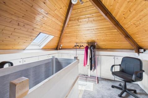 Useable loft space - potential to convert 