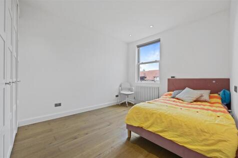 Lena Gardens - BedroomA3