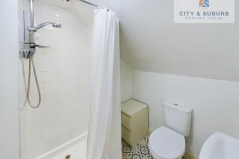 CAM01351G0-PR0098-STILL027