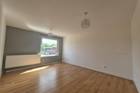 One-Bedroom Flat ¿ Kerswell Close N15
