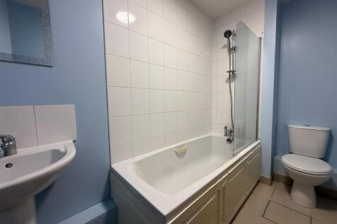 Bathroom Brook House.jpg