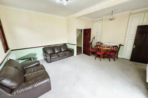 Welldon Crescent, Harrow, HA1 photo 4