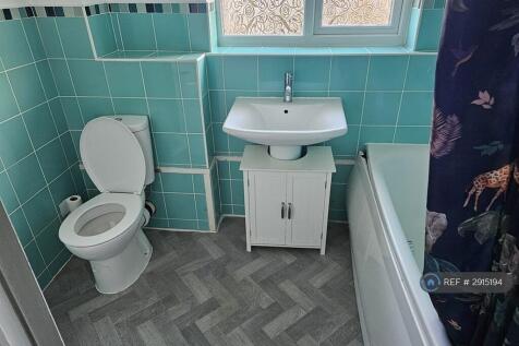Coniston Drive, Priorslee, Telford, TF2 photo 4