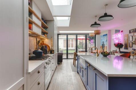 Roding Road-56.jpg