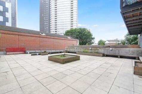 Ground Floor Communal Garden