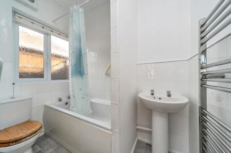 Chantry Avenue, Kempston, Bedford, MK42 photo 3