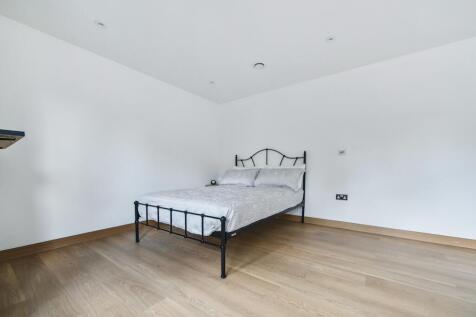 Victoria Road Sidcup DA15 photo 3