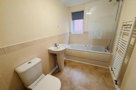 Fieldhouse Way, Stafford, ST17 4FH photo 5