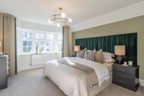 Main bedroom of the Hampstead, a 5 bedroom house