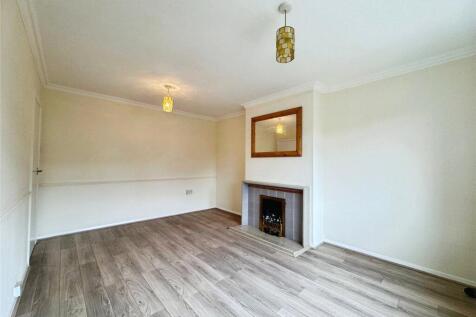 Whitley Wood Road, Reading, Berkshire, RG2 photo 3