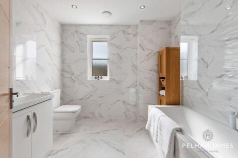 Bathroom, Rivers Edge, Great Casterton