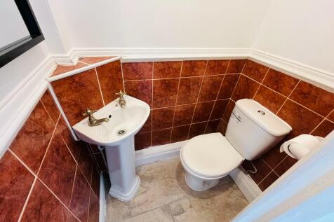 Greatham Close, Middlesbrough, North Yorkshire, TS5 photo 4