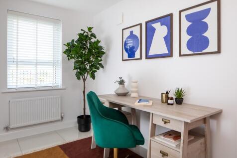 Single bedroom or home office in the Haversham 4 bedroom home