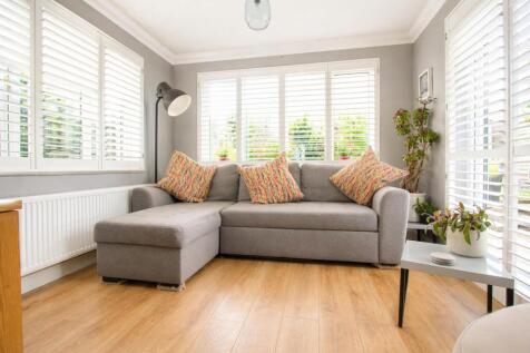 Family Room.jpg