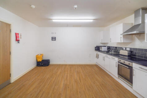 Communal Kitchen and Space
