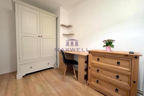Teviot Street, Tower Hamlets, London, E14 photo 4