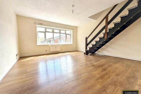 Market Avenue, Wickford, Essex photo 4
