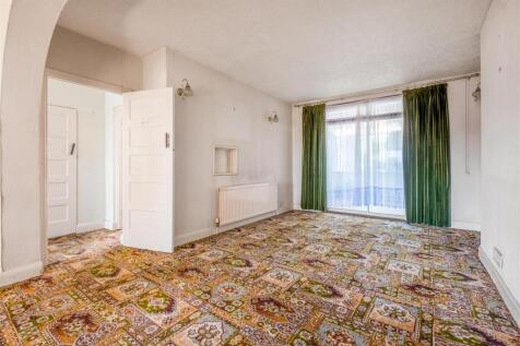 3 Court Farm Road-7.jpg