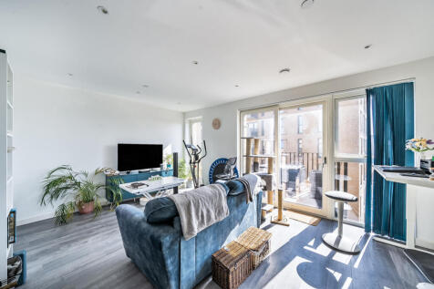 1318454-14-686d61...