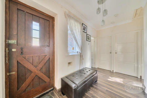 ffb85994-c392-499...