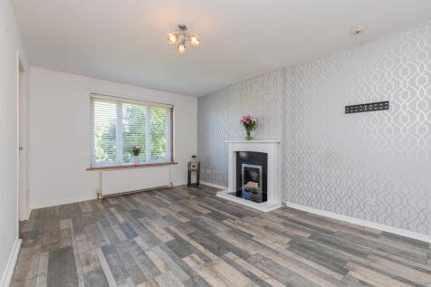 Flat 1-2 15 Gamrie Drive  Crookston  Glasgow  G53 