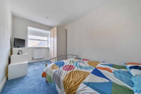 1348619-20-68bc8ceb5d149