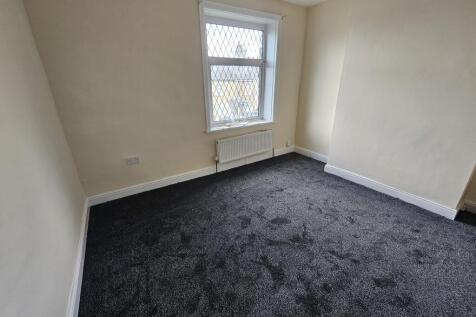 Exmouth Place, Bradford photo 5
