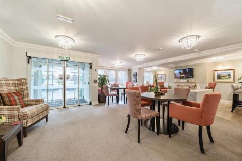 Owners Lounge.jpg