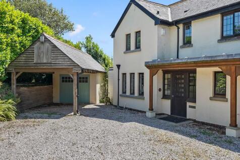 Garage &amp; Car Port