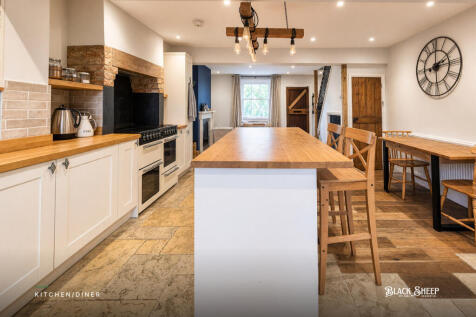 BSR_10RutlandPlace_RM_03_KitchenDiner