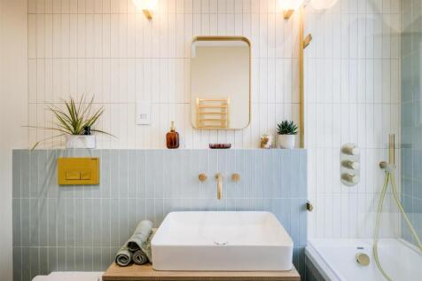 169 Peterborough Road furnished-39.jpg