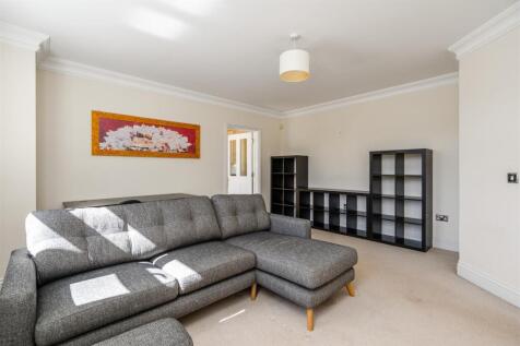 Apartment 6 Chadwick House_3.jpg