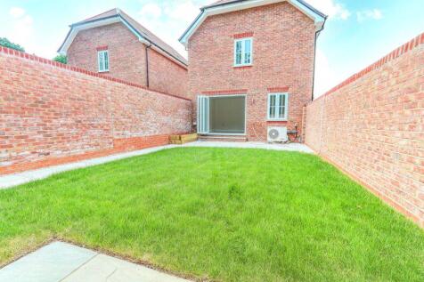 Garden View towards the property