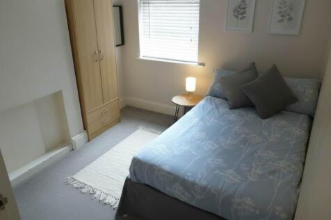 BED 3 84 WIGAN