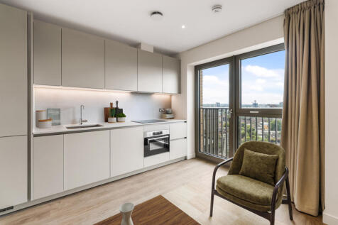 Oasis Court Studio (2)