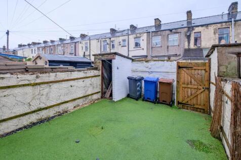 Rear Enclosed Yard