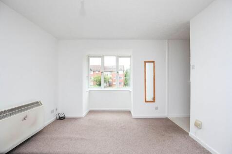 Reception/Bedroom