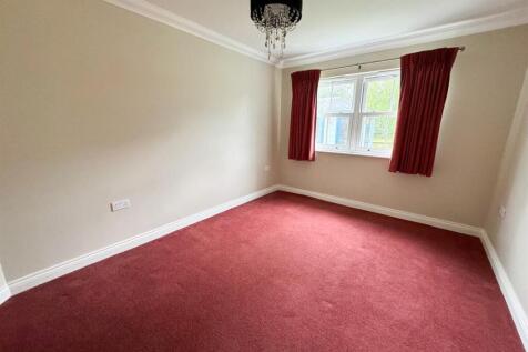 BEDROOM 6/ SITTING ROOM