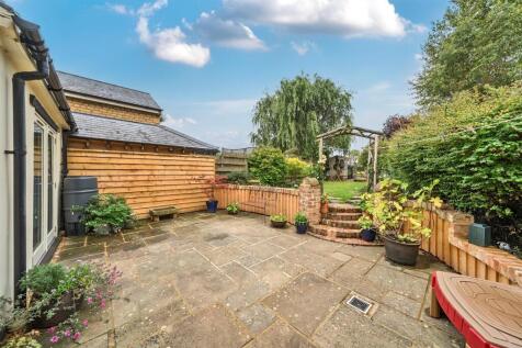 1a Cattle End, Silverstone